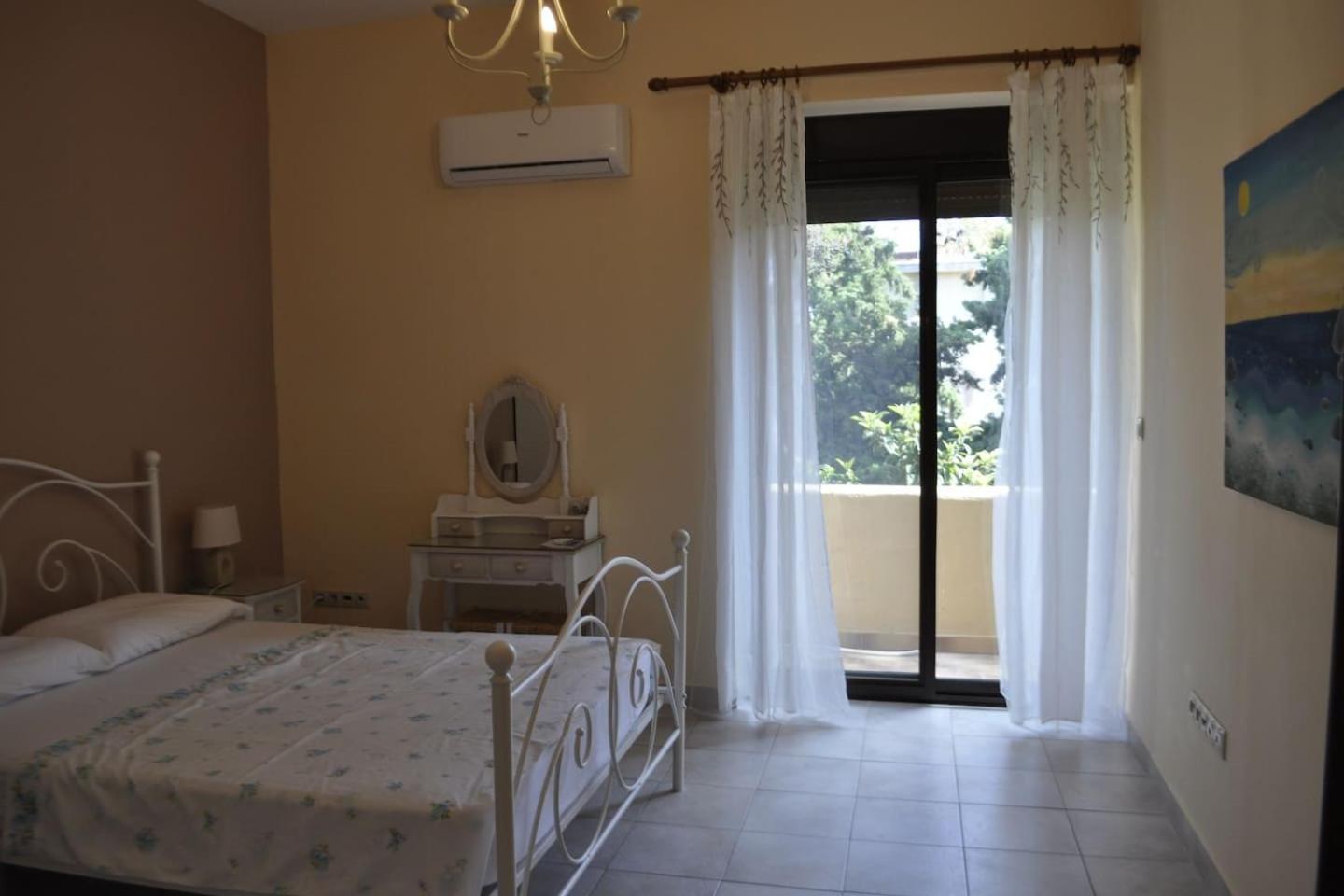 Park House -Beside The Medieval Town Of Rhodes Rhodes City المظهر الخارجي الصورة